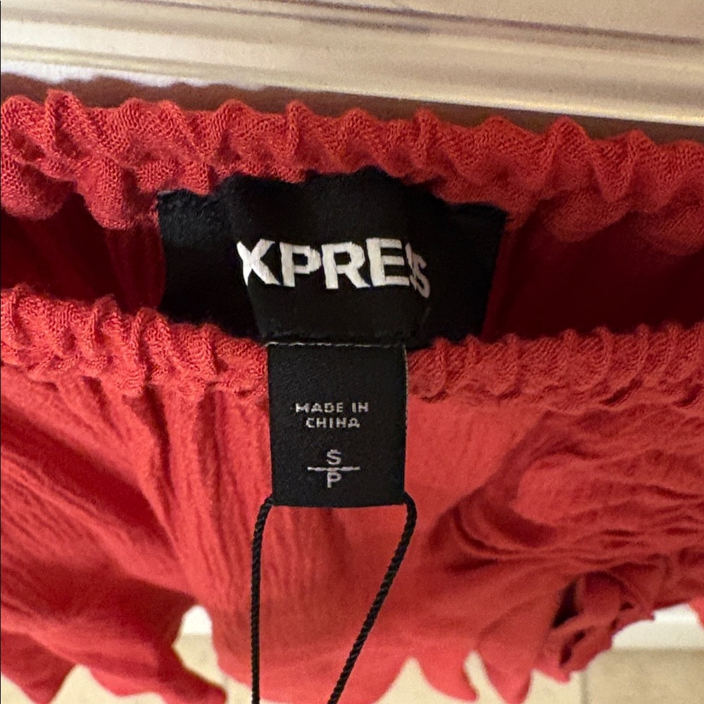 Express Red Ruched Skirt - Picture 5 of 6